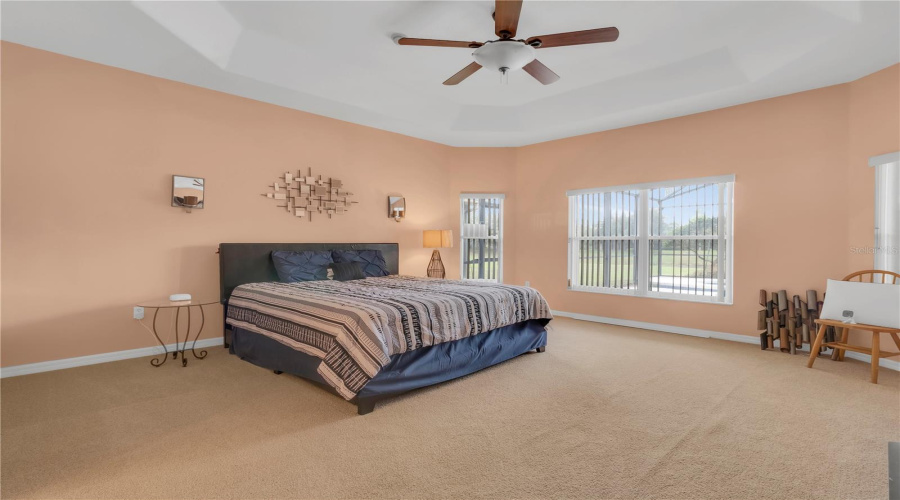 KISSIMMEE, Florida 34746, 4 Bedrooms Bedrooms, ,3 BathroomsBathrooms,Residential,For Sale,MEADOW VIEW,0,MFRR4910195