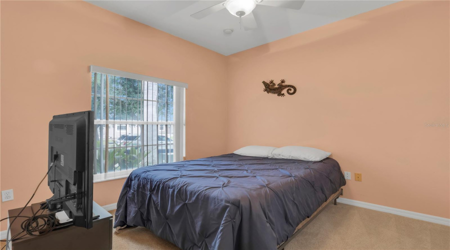 KISSIMMEE, Florida 34746, 4 Bedrooms Bedrooms, ,3 BathroomsBathrooms,Residential,For Sale,MEADOW VIEW,0,MFRR4910195