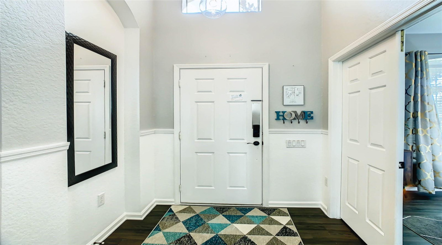 KISSIMMEE, Florida 34747, 6 Bedrooms Bedrooms, ,3 BathroomsBathrooms,Residential,For Sale,BASNETT,0,MFRO6364292