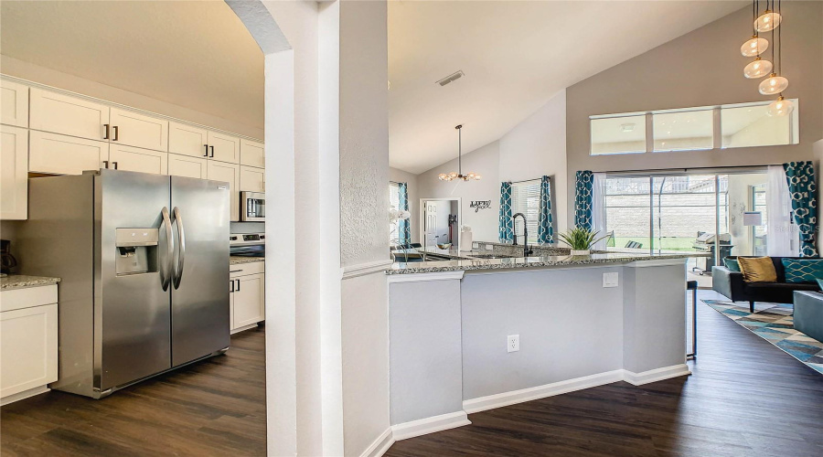 KISSIMMEE, Florida 34747, 6 Bedrooms Bedrooms, ,3 BathroomsBathrooms,Residential,For Sale,BASNETT,0,MFRO6364292