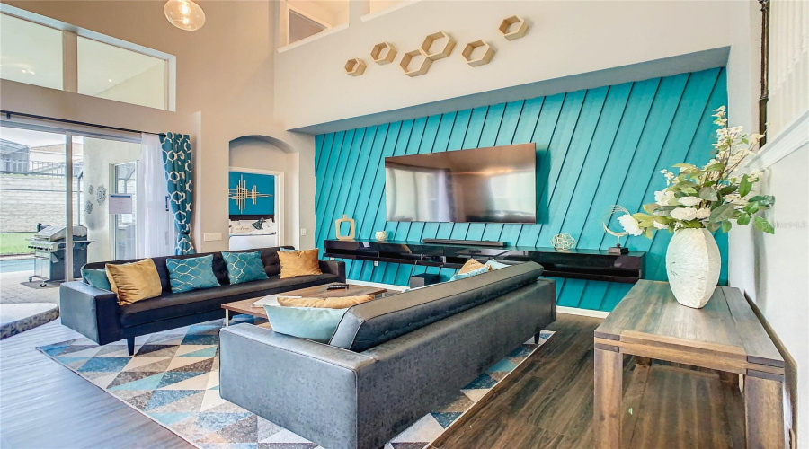 KISSIMMEE, Florida 34747, 6 Bedrooms Bedrooms, ,3 BathroomsBathrooms,Residential,For Sale,BASNETT,0,MFRO6364292