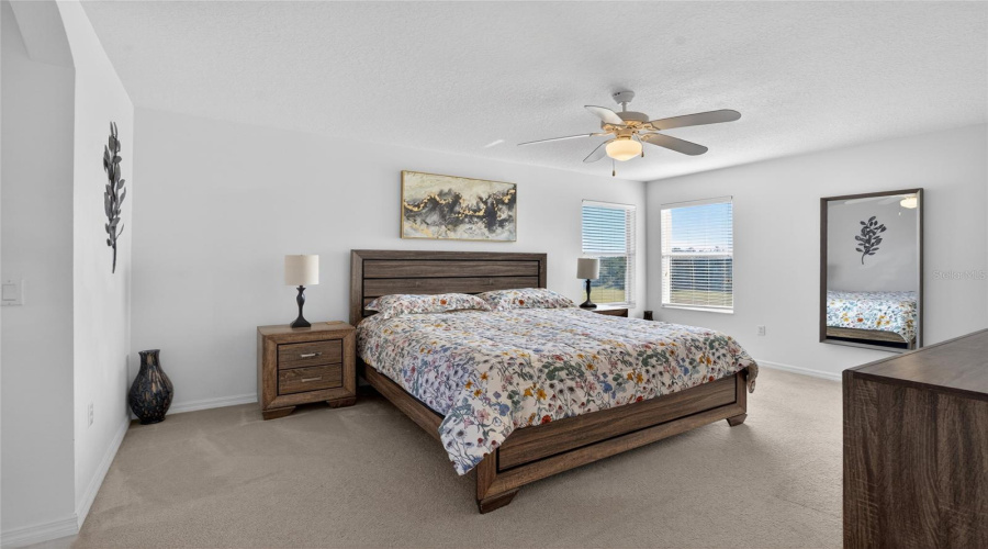 Upstairs primary bedroom