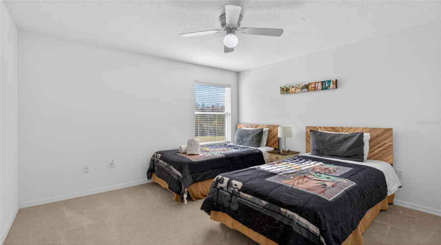 Upstairs twin bedroom