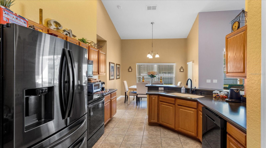 DAVENPORT, Florida 33896, 4 Bedrooms Bedrooms, ,3 BathroomsBathrooms,Residential,For Sale,BURFORD,0,MFRO6363945