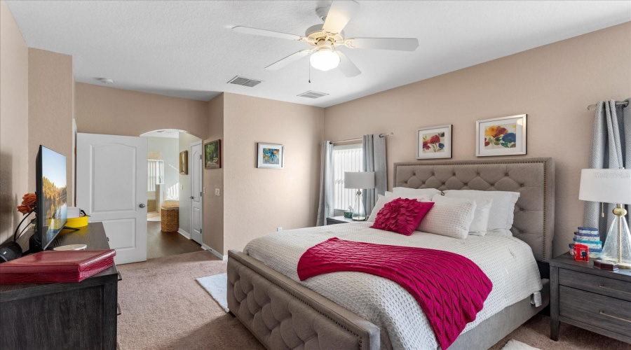 DAVENPORT, Florida 33896, 4 Bedrooms Bedrooms, ,3 BathroomsBathrooms,Residential,For Sale,BURFORD,0,MFRO6363945