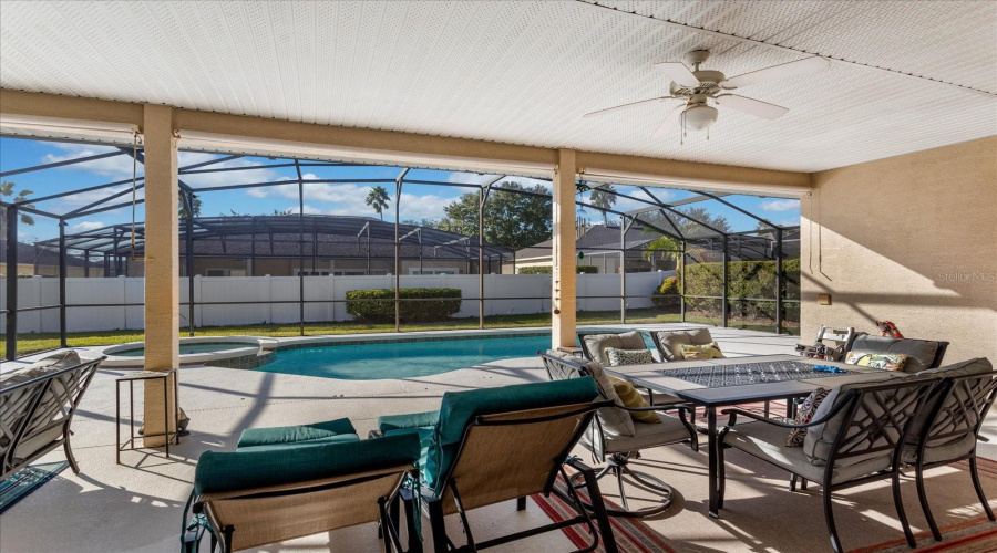 DAVENPORT, Florida 33896, 4 Bedrooms Bedrooms, ,3 BathroomsBathrooms,Residential,For Sale,BURFORD,0,MFRO6363945