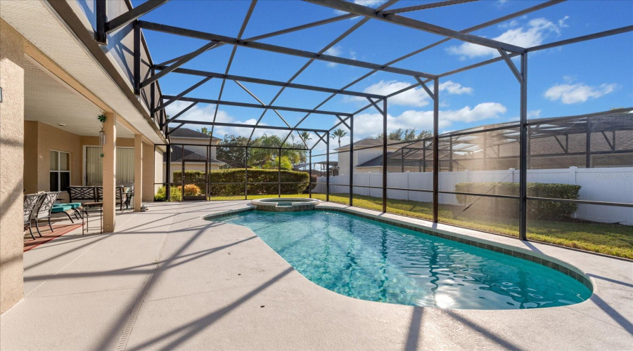 DAVENPORT, Florida 33896, 4 Bedrooms Bedrooms, ,3 BathroomsBathrooms,Residential,For Sale,BURFORD,0,MFRO6363945