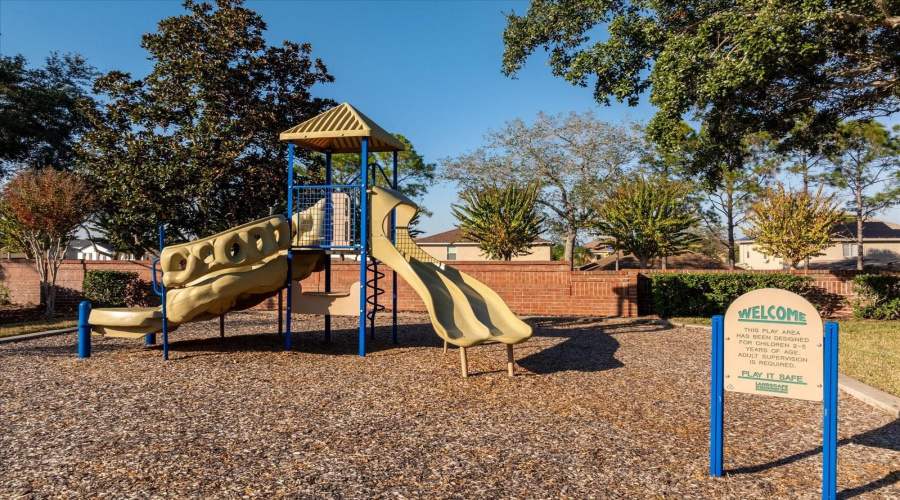 DAVENPORT, Florida 33896, 4 Bedrooms Bedrooms, ,3 BathroomsBathrooms,Residential,For Sale,BURFORD,0,MFRO6363945