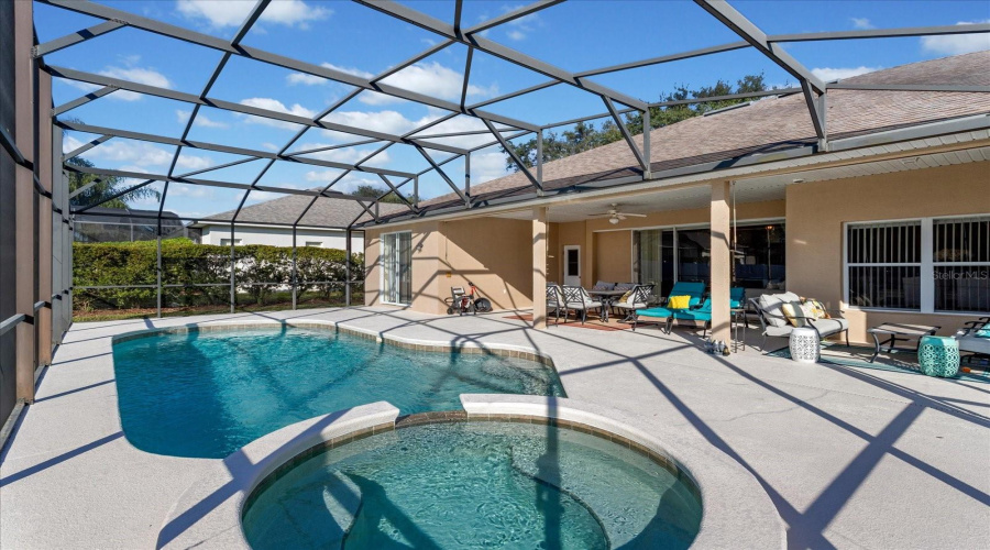 DAVENPORT, Florida 33896, 4 Bedrooms Bedrooms, ,3 BathroomsBathrooms,Residential,For Sale,BURFORD,0,MFRO6363945