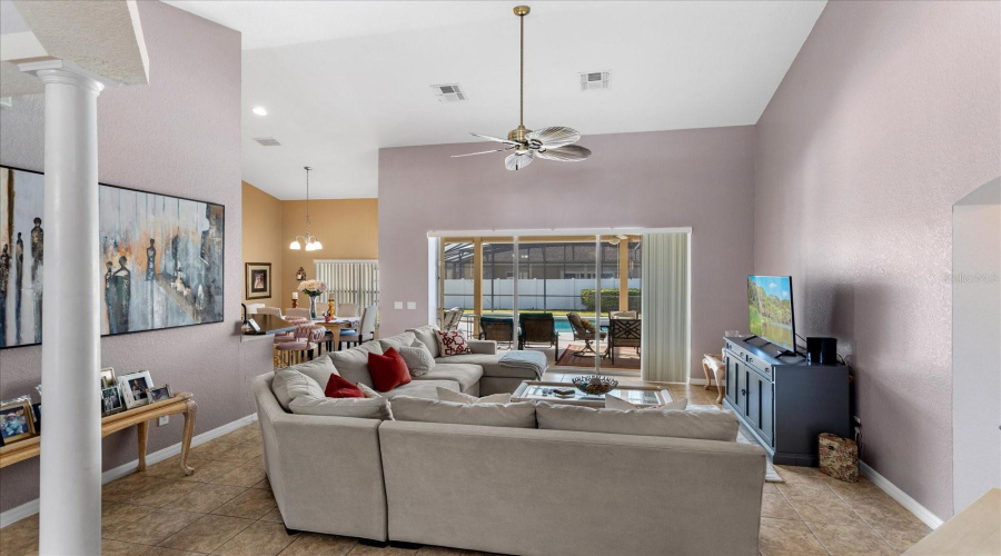 DAVENPORT, Florida 33896, 4 Bedrooms Bedrooms, ,3 BathroomsBathrooms,Residential,For Sale,BURFORD,0,MFRO6363945