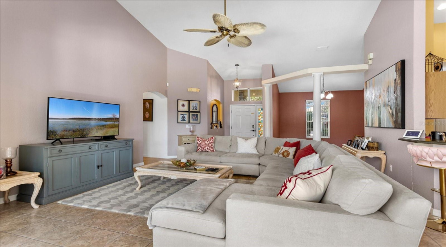 DAVENPORT, Florida 33896, 4 Bedrooms Bedrooms, ,3 BathroomsBathrooms,Residential,For Sale,BURFORD,0,MFRO6363945