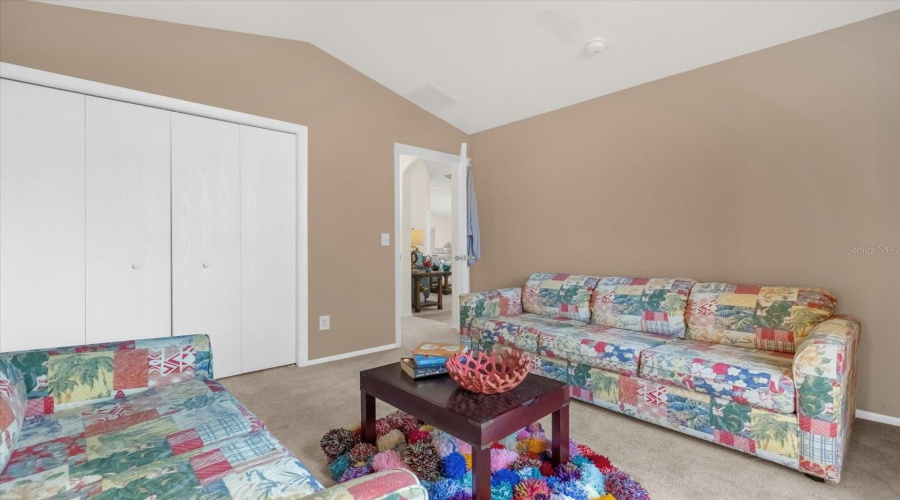 DAVENPORT, Florida 33897, 3 Bedrooms Bedrooms, ,2 BathroomsBathrooms,Residential,For Sale,BLOOMINGDALE,0,MFRO6364193