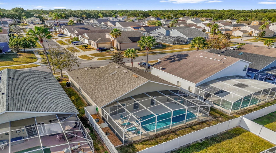 DAVENPORT, Florida 33897, 3 Bedrooms Bedrooms, ,2 BathroomsBathrooms,Residential,For Sale,BLOOMINGDALE,0,MFRO6364193