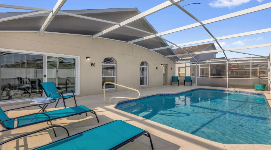 DAVENPORT, Florida 33897, 3 Bedrooms Bedrooms, ,2 BathroomsBathrooms,Residential,For Sale,BLOOMINGDALE,0,MFRO6364193