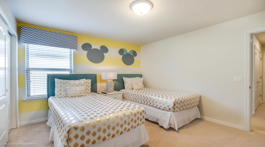 KISSIMMEE, Florida 34747, 8 Bedrooms Bedrooms, ,6 BathroomsBathrooms,Residential,For Sale,MACAPA,0,MFRO6364014