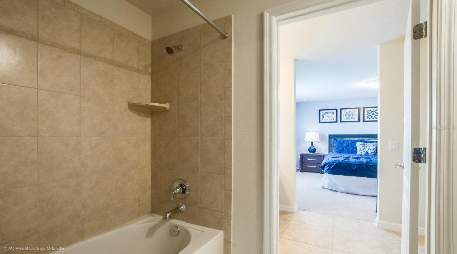 KISSIMMEE, Florida 34747, 8 Bedrooms Bedrooms, ,6 BathroomsBathrooms,Residential,For Sale,MACAPA,0,MFRO6364014