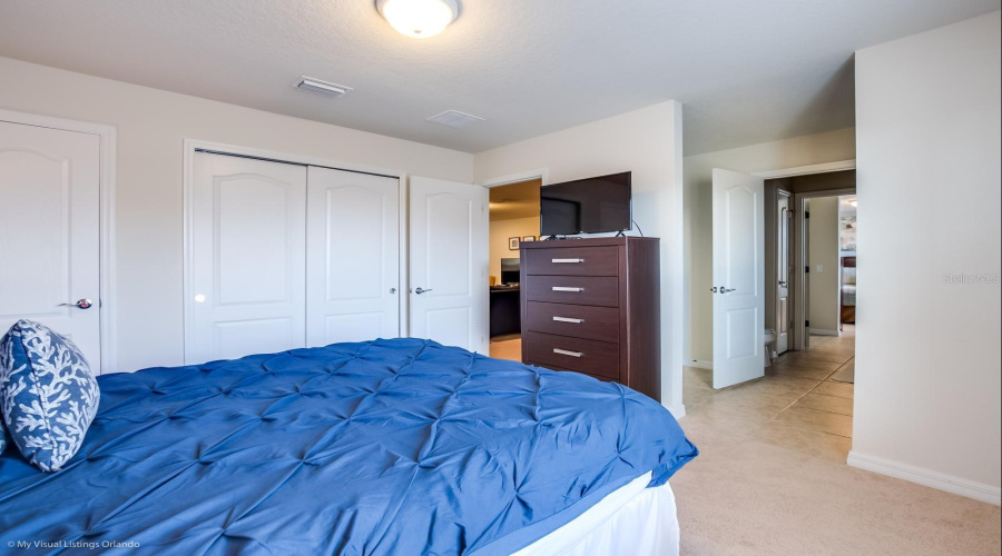 KISSIMMEE, Florida 34747, 8 Bedrooms Bedrooms, ,6 BathroomsBathrooms,Residential,For Sale,MACAPA,0,MFRO6364014