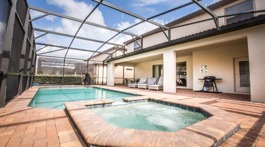 KISSIMMEE, Florida 34747, 8 Bedrooms Bedrooms, ,6 BathroomsBathrooms,Residential,For Sale,MACAPA,0,MFRO6364014