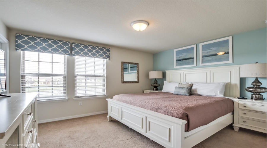 KISSIMMEE, Florida 34747, 8 Bedrooms Bedrooms, ,6 BathroomsBathrooms,Residential,For Sale,MACAPA,0,MFRO6364014