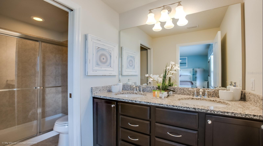 KISSIMMEE, Florida 34747, 8 Bedrooms Bedrooms, ,6 BathroomsBathrooms,Residential,For Sale,MACAPA,0,MFRO6364014