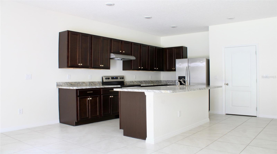 DAVENPORT, Florida 33837, 3 Bedrooms Bedrooms, ,2 BathroomsBathrooms,Residential,For Sale,YELLOW FINCH,0,MFRS5139564