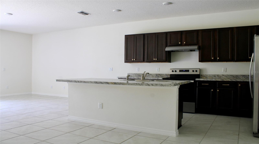 DAVENPORT, Florida 33837, 3 Bedrooms Bedrooms, ,2 BathroomsBathrooms,Residential,For Sale,YELLOW FINCH,0,MFRS5139564