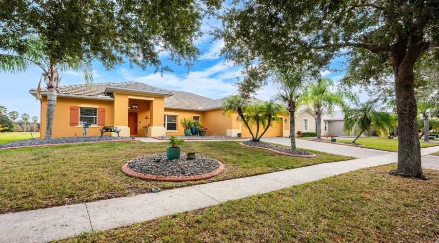 KISSIMMEE, Florida 34746, 3 Bedrooms Bedrooms, ,2 BathroomsBathrooms,Residential,For Sale,PORT SEA,0,MFRO6361744
