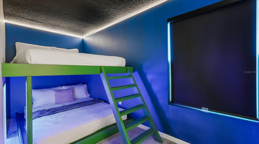 KISSIMMEE, Florida 34747, 9 Bedrooms Bedrooms, ,6 BathroomsBathrooms,Residential,For Sale,CALM SHORE,0,MFRO6364031