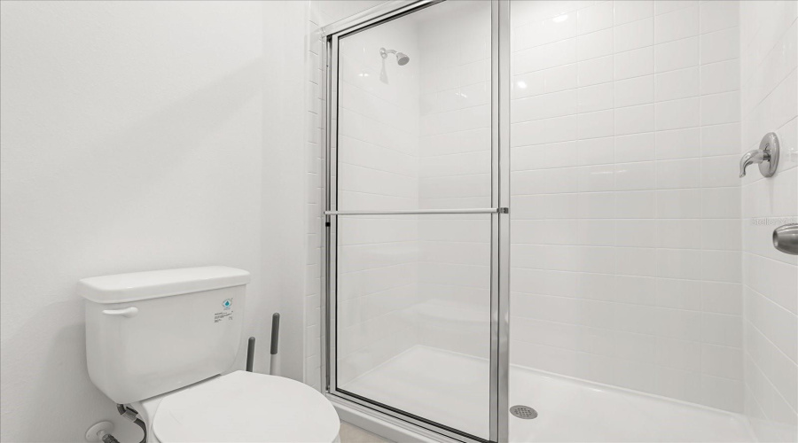 KISSIMMEE, Florida 34747, 9 Bedrooms Bedrooms, ,6 BathroomsBathrooms,Residential,For Sale,CALM SHORE,0,MFRO6364031