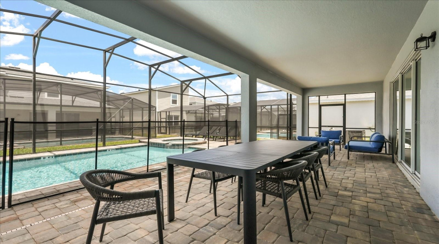 KISSIMMEE, Florida 34747, 9 Bedrooms Bedrooms, ,6 BathroomsBathrooms,Residential,For Sale,CALM SHORE,0,MFRO6364031