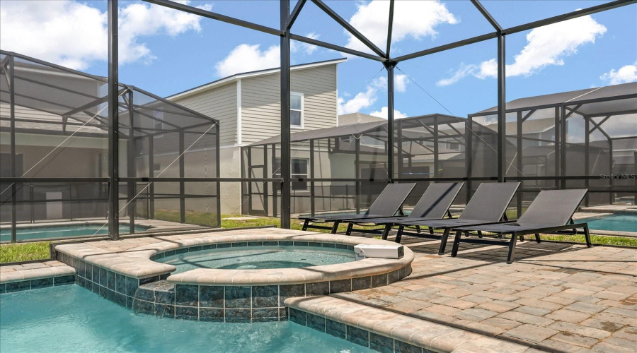 KISSIMMEE, Florida 34747, 9 Bedrooms Bedrooms, ,6 BathroomsBathrooms,Residential,For Sale,CALM SHORE,0,MFRO6364031