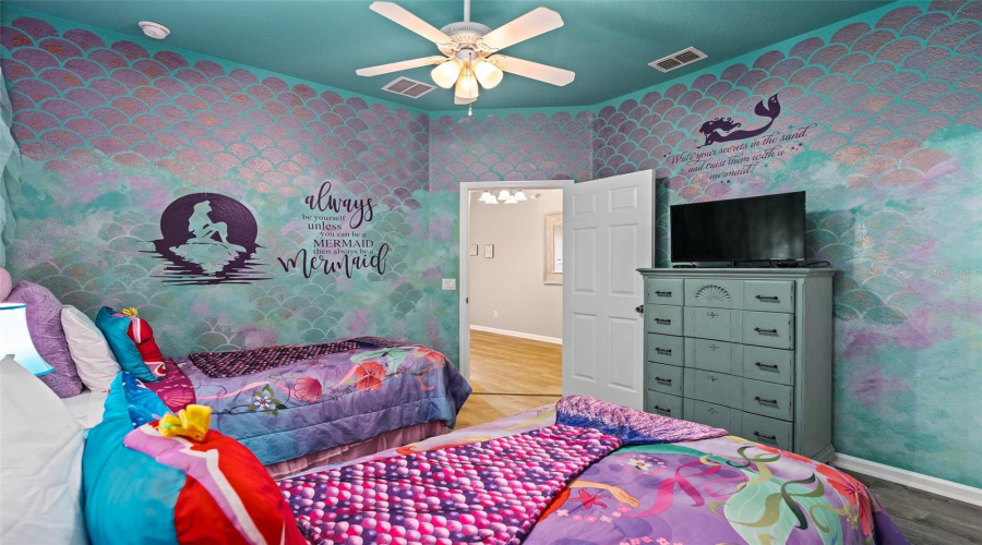 KISSIMMEE, Florida 34747, 4 Bedrooms Bedrooms, ,4 BathroomsBathrooms,Residential,For Sale,BASNETT,0,MFRO6364628