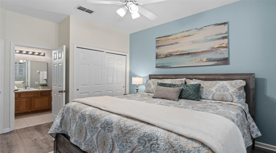 KISSIMMEE, Florida 34747, 4 Bedrooms Bedrooms, ,4 BathroomsBathrooms,Residential,For Sale,BASNETT,0,MFRO6364628