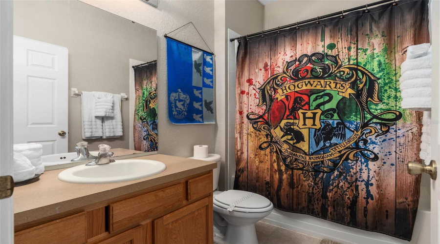 KISSIMMEE, Florida 34747, 4 Bedrooms Bedrooms, ,4 BathroomsBathrooms,Residential,For Sale,BASNETT,0,MFRO6364628