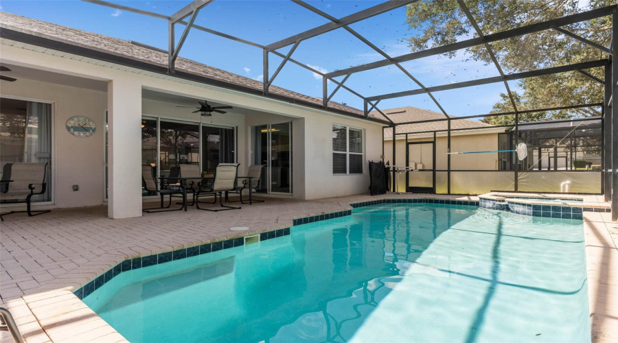 KISSIMMEE, Florida 34747, 4 Bedrooms Bedrooms, ,4 BathroomsBathrooms,Residential,For Sale,BASNETT,0,MFRO6364628