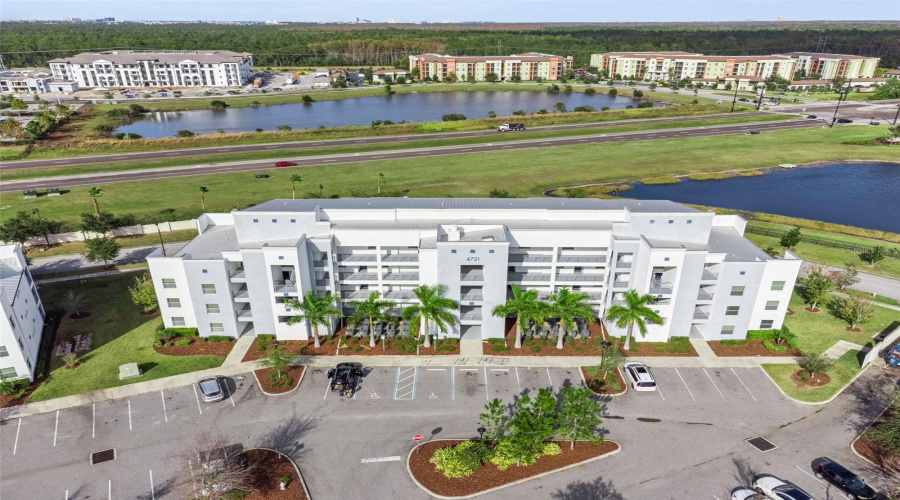 KISSIMMEE, Florida 34746, 2 Bedrooms Bedrooms, ,2 BathroomsBathrooms,Residential,For Sale,CLOCK TOWER,0,MFRS5139599