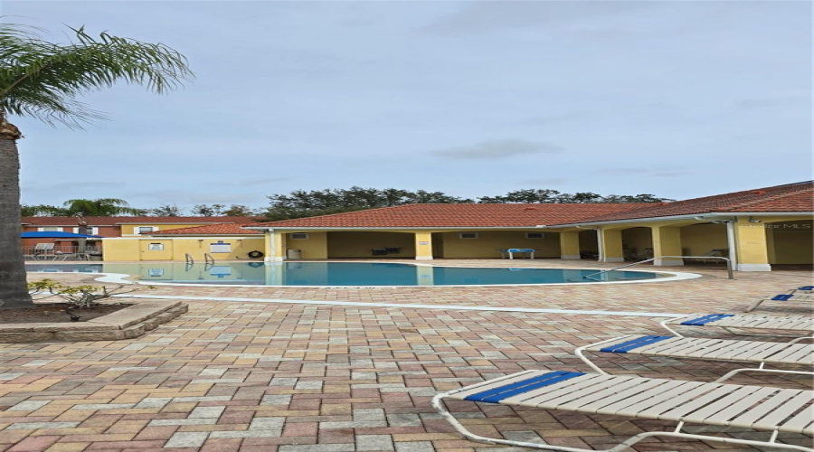 KISSIMMEE, Florida 34746, 4 Bedrooms Bedrooms, ,3 BathroomsBathrooms,Residential,For Sale,PARK RIDGE,0,MFRO6275327