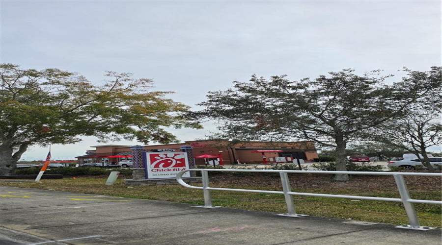 KISSIMMEE, Florida 34746, 4 Bedrooms Bedrooms, ,3 BathroomsBathrooms,Residential,For Sale,PARK RIDGE,0,MFRO6275327