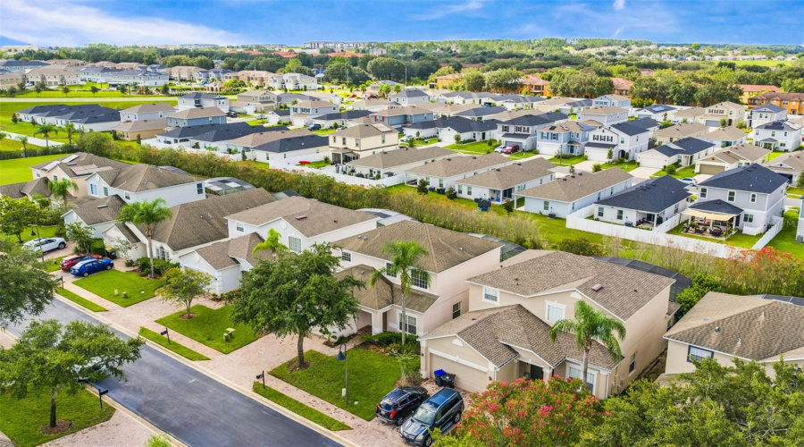 DAVENPORT, Florida 33897, 5 Bedrooms Bedrooms, ,3 BathroomsBathrooms,Residential,For Sale,HIGHGATE PARK,0,MFRO6334969