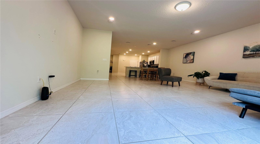 KISSIMMEE, Florida 34746, 3 Bedrooms Bedrooms, ,2 BathroomsBathrooms,Residential,For Sale,SPARKLING SHELL,0,MFRS5139636