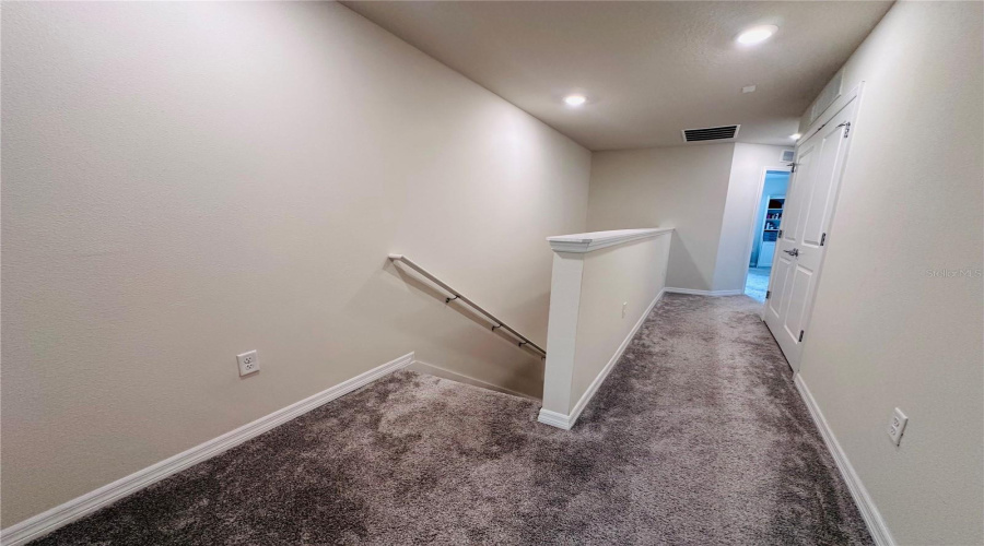 KISSIMMEE, Florida 34746, 3 Bedrooms Bedrooms, ,2 BathroomsBathrooms,Residential,For Sale,SPARKLING SHELL,0,MFRS5139636