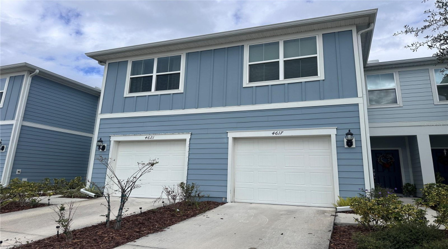 KISSIMMEE, Florida 34746, 3 Bedrooms Bedrooms, ,2 BathroomsBathrooms,Residential,For Sale,SPARKLING SHELL,0,MFRS5139636