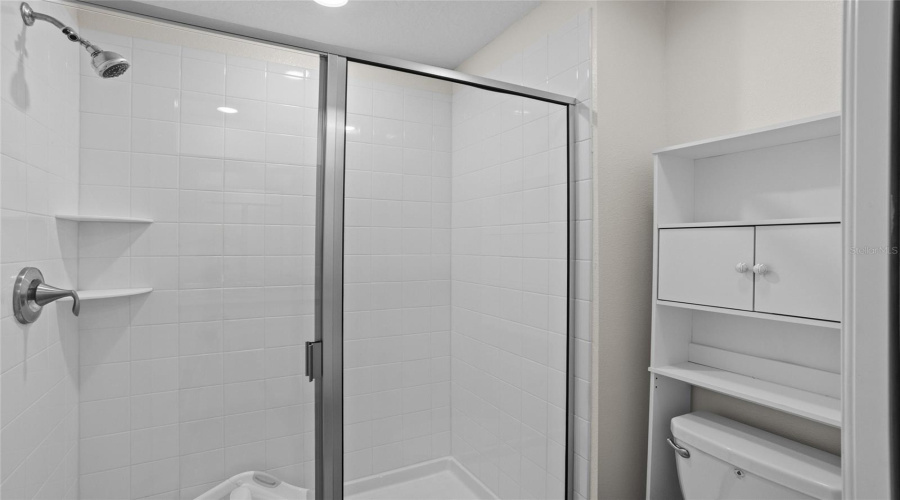 KISSIMMEE, Florida 34746, 6 Bedrooms Bedrooms, ,6 BathroomsBathrooms,Residential,For Sale,TARGET,0,MFRO6342138