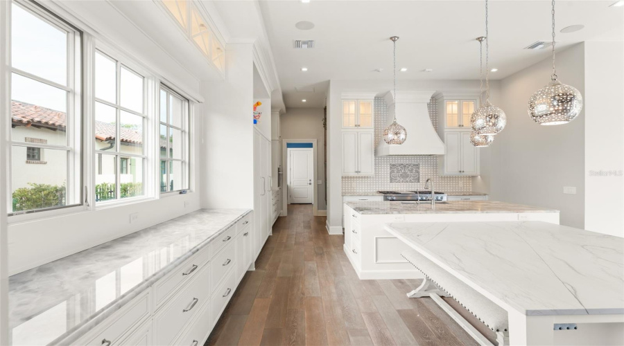 GOLDEN OAK, Florida 32836, 5 Bedrooms Bedrooms, ,5 BathroomsBathrooms,Residential,For Sale,HYPERION,0,MFRO6363272