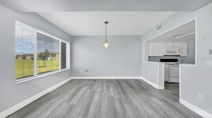 DAVENPORT, Florida 33897, 4 Bedrooms Bedrooms, ,3 BathroomsBathrooms,Residential,For Sale,COCONUT PALM,0,MFRO6357773