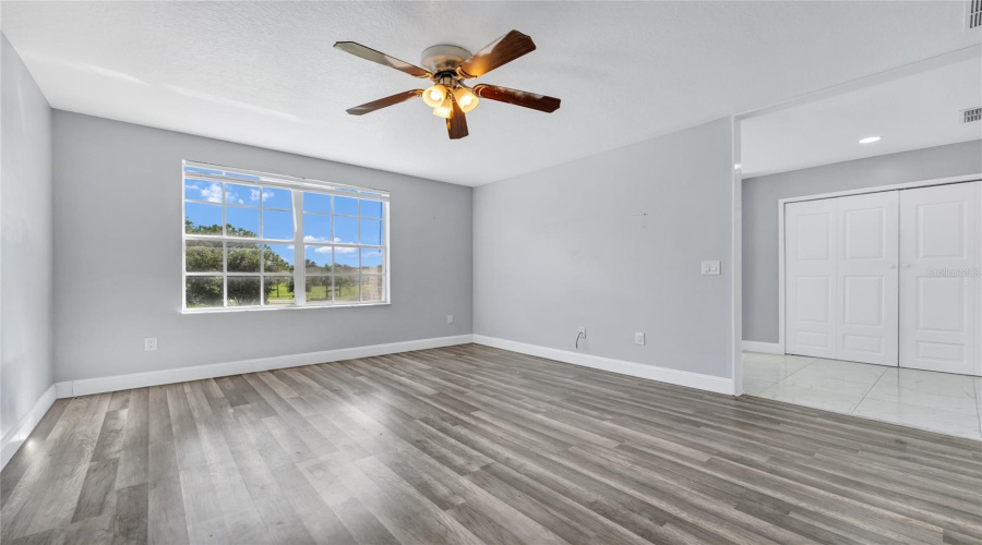 DAVENPORT, Florida 33897, 4 Bedrooms Bedrooms, ,3 BathroomsBathrooms,Residential,For Sale,COCONUT PALM,0,MFRO6357773