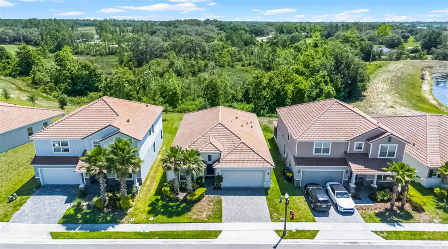 DAVENPORT, Florida 33837, 4 Bedrooms Bedrooms, ,3 BathroomsBathrooms,Residential,For Sale,OAK BLUFF,0,MFRO6321580