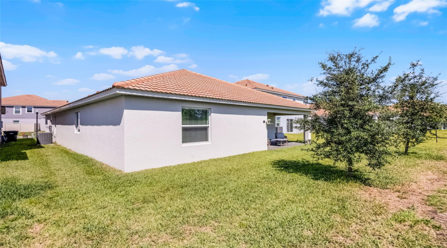 DAVENPORT, Florida 33837, 4 Bedrooms Bedrooms, ,3 BathroomsBathrooms,Residential,For Sale,OAK BLUFF,0,MFRO6321580