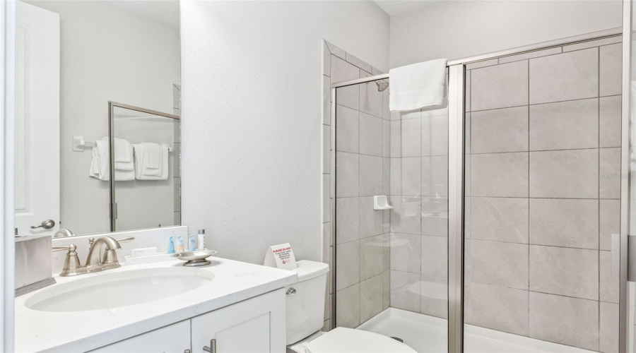 KISSIMMEE, Florida 34747, 6 Bedrooms Bedrooms, ,6 BathroomsBathrooms,Residential,For Sale,GRABEN,0,MFRO6363518