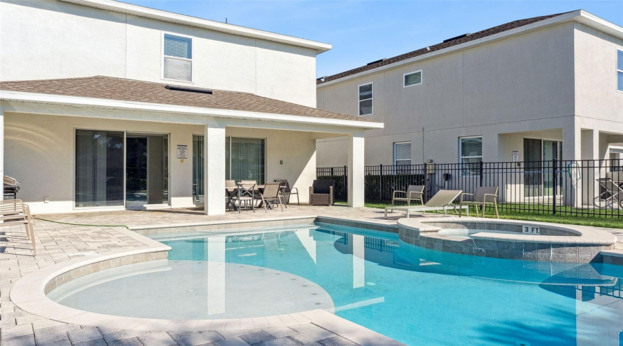 KISSIMMEE, Florida 34747, 6 Bedrooms Bedrooms, ,6 BathroomsBathrooms,Residential,For Sale,GRABEN,0,MFRO6363518